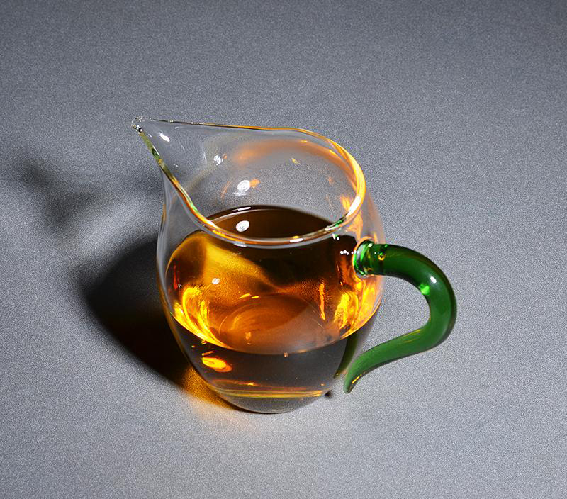 Dụng cụ trà dùng để cân bằng giữa nhiệt độ và thời gian hãm trà